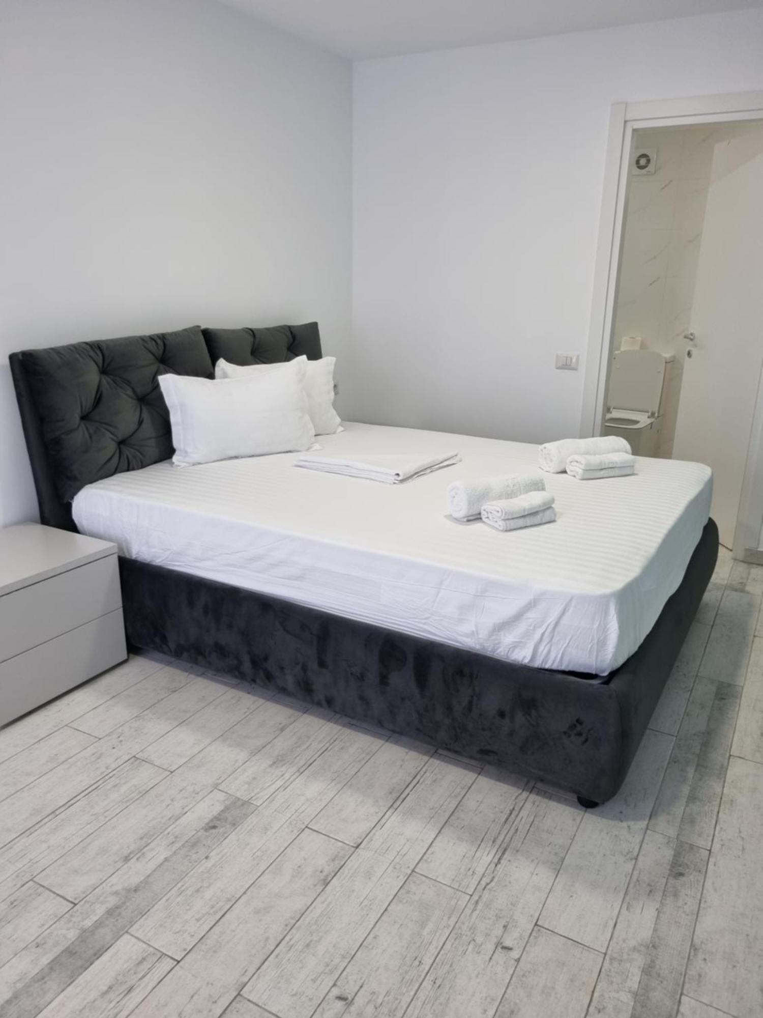 Olimp Sea View Apartments Etajul 10 Phòng bức ảnh